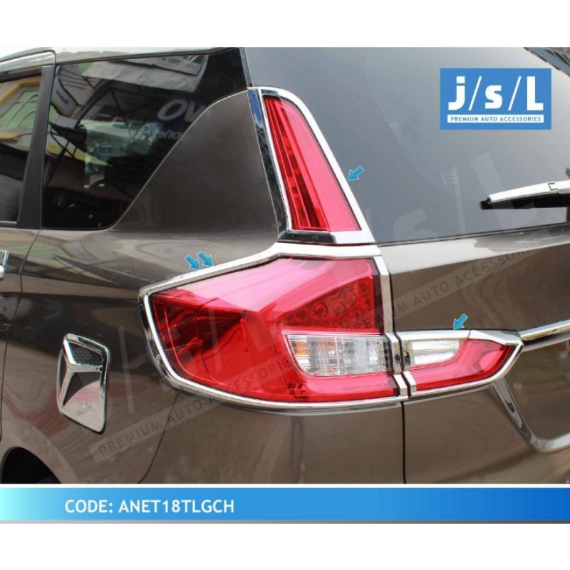 garnish/List lampu belakang Suzuki XL7 crhome