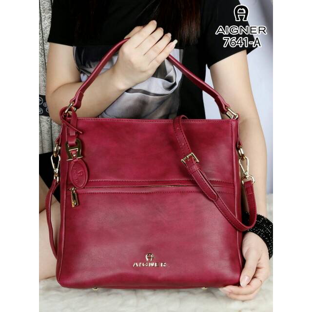 AIGNER COREY HOBO 7641A