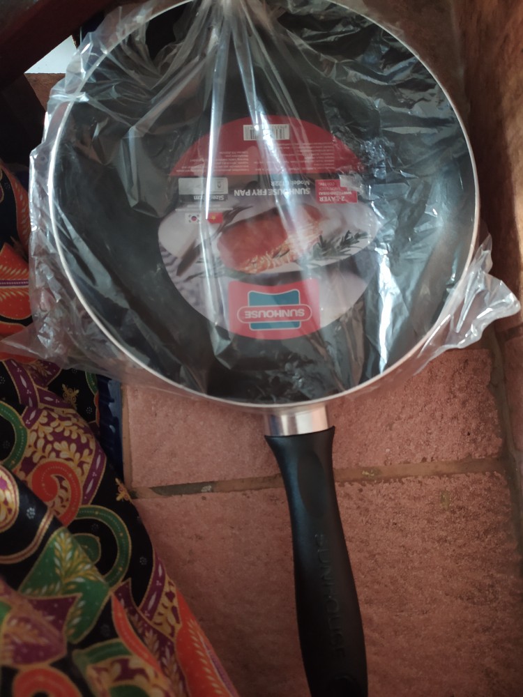 Sunhouse Frypan Anti Lengket 22 Cm (ct22r)