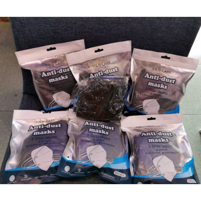 Masker KN95 Y&B Care Hitam Isi 10 Pcs 5 Ply