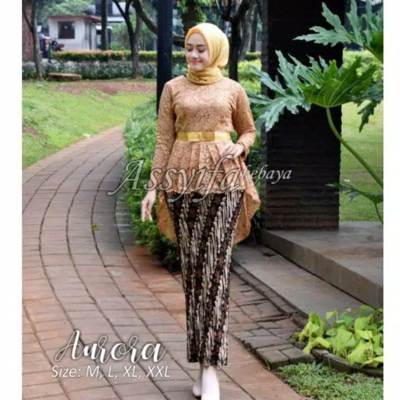 COD Setelan Kebaya Brokat Aurora Model Pingwin Plus Rok Plisket Panjang Batik Motif Bunga-Bunga Baju