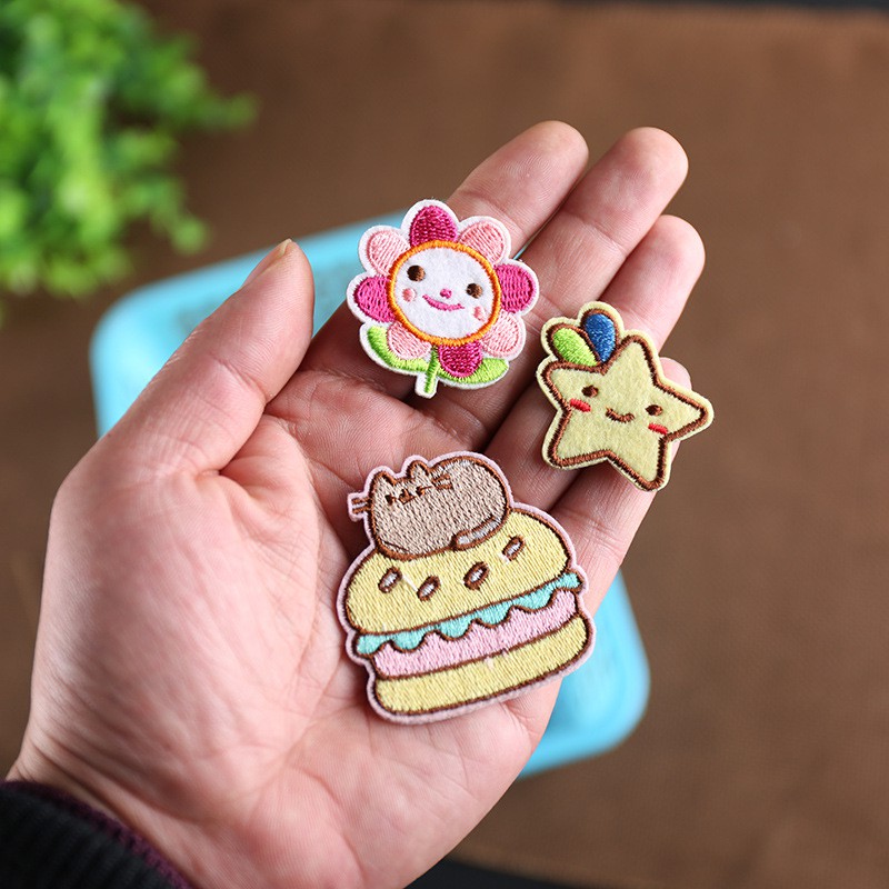 Diy Kain Perca  Dengan Bahan Bordir Dan Gambar Bintang 