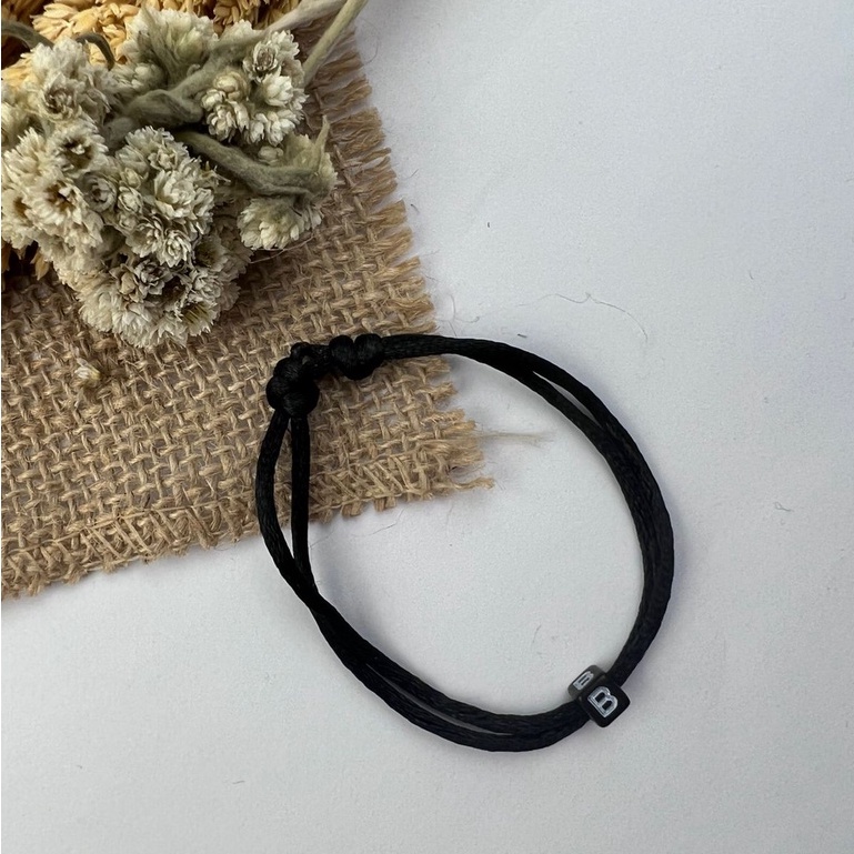 [GROSIR TERMURAH!] GELANG INISIAL HURUF DADU TALI SATIN / KOREA DAN GELANG POLOS-GELANG B