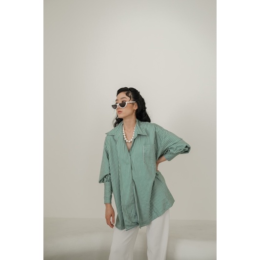 KOOZEE - MAXIE PUFF SHIRT - KEMEJA GARIS WANITA