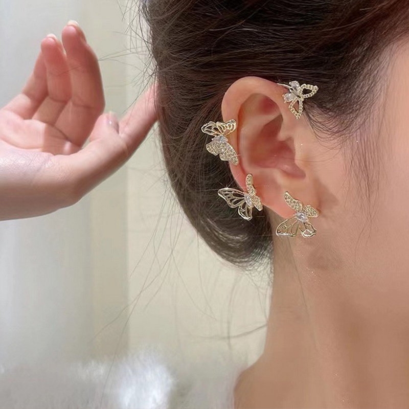 Anting Klip Tulang Rawan Telinga Tanpa Tindik Desain Kupu-Kupu Tunggal Aksen Berlian Imitasi Untuk Wanita