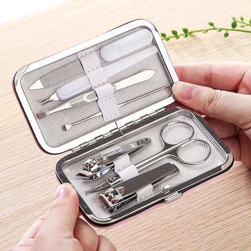 free boxperalatan menicure 7in1 mini stainless stell alat gunting kuku portable tools set karakter