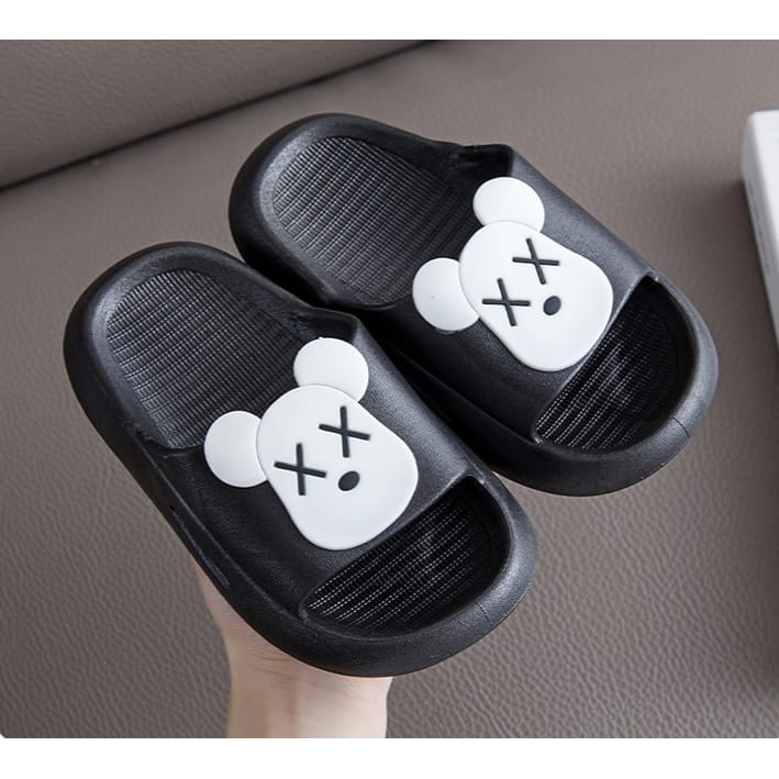 GROSIRTAS LV0167 Sandal Anak Anak Import / Slip On Jelly Motif Bear x Kaws
