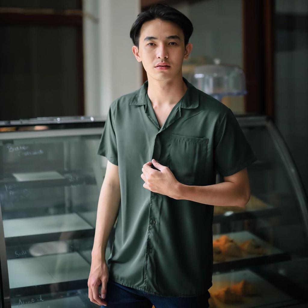KEMEJA PRIA ARMY ( KEMEJA AMARINE ) - V NECK