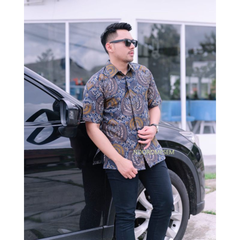 Batik gondrowaru melenium lengan pendek katun halus full furing
