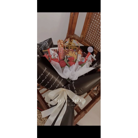 

buket snack wisuda,birthday