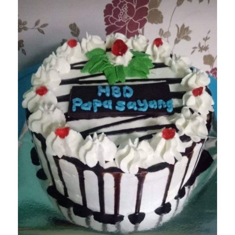 

Kue Ulang Tahun Cherry Lingkar