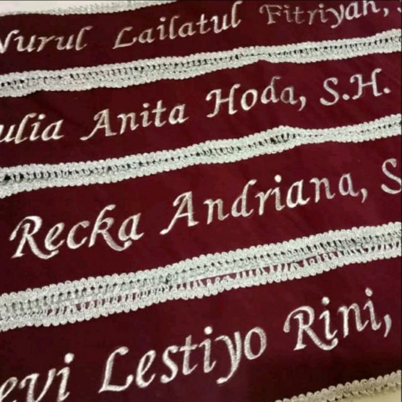 ( SEHARI JADI ) Selempang / sash kado wisuda lis renda