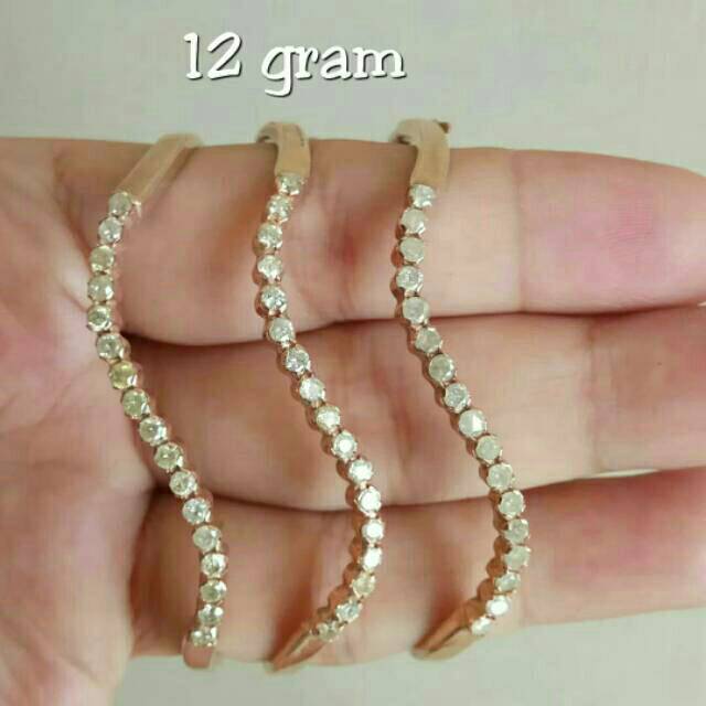 Gelang keroncong-berlian Medan