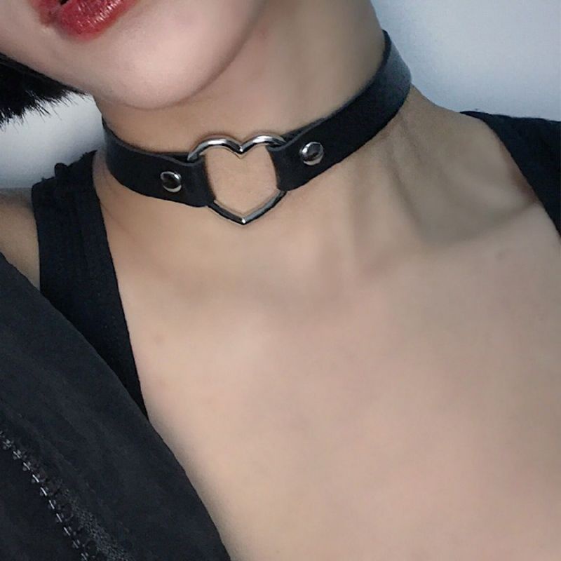 KALUNG CHOKER LOVE HEART HATI KULIT BELT KALUNG LEHER PU LEATHER CHOKER JEPANG KUREA PUNK