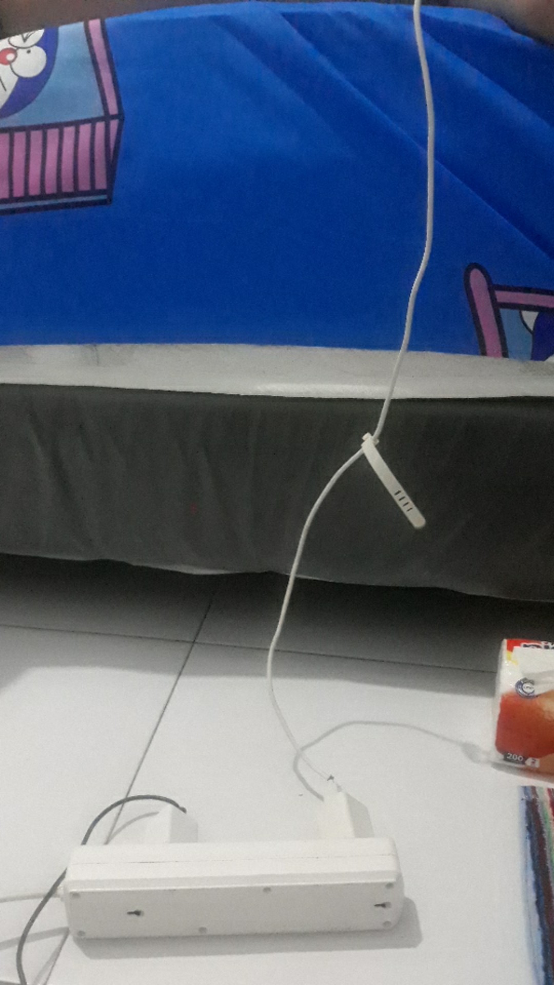 Sprei 200x200 Tinggi 30cm Isi ( 2 Sarban 2 Sargul)