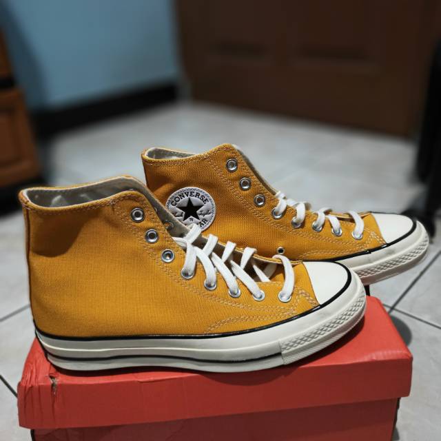 70s sunflower converse