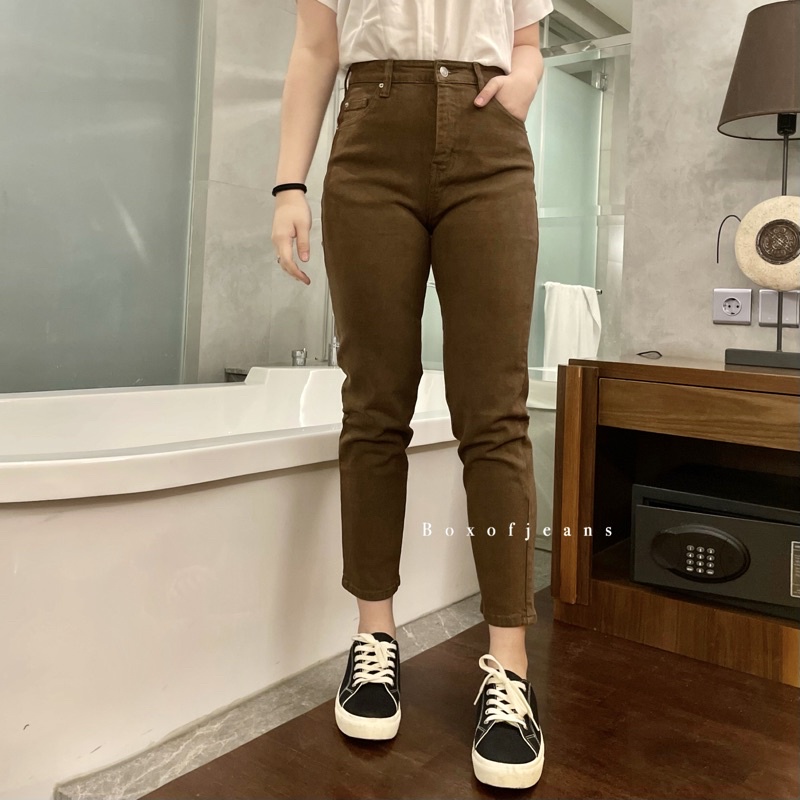 Boxofjeans - HW Stretchy Boyfriend jeans - DARK BROWN