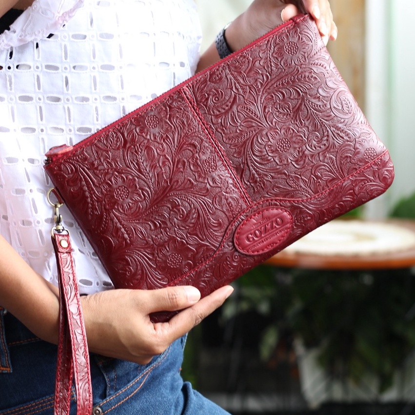 CLUTCH WANITA KULIT ASLI NEVARA KULIT BATIK MERAH / FREE GRAVIR NAMA DI POUCH