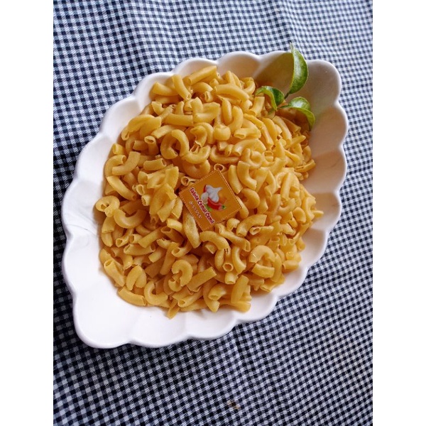 

Makaroni kuning mentah / makaroni seblak 200gr