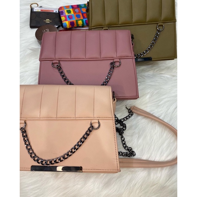 TAS WANITA TALI RANTAI (LOKAL)