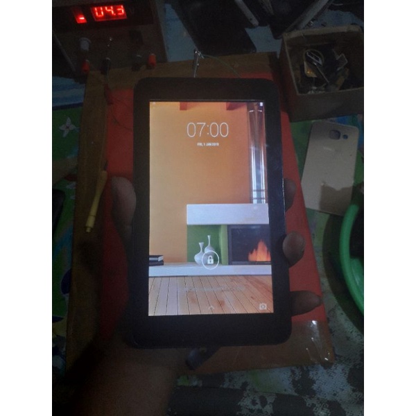 Mesin tab evercroos at7e