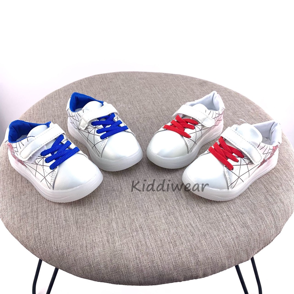 (Kiddiwear) Sepatu anak Led MBK68