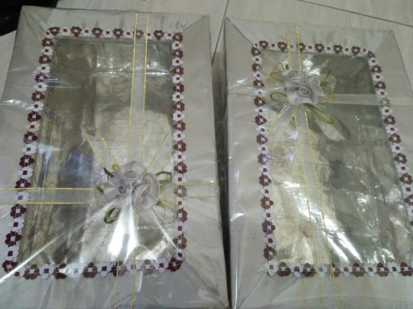 Kotak Hantaran Plus Tutup Bahan Satin Uk M