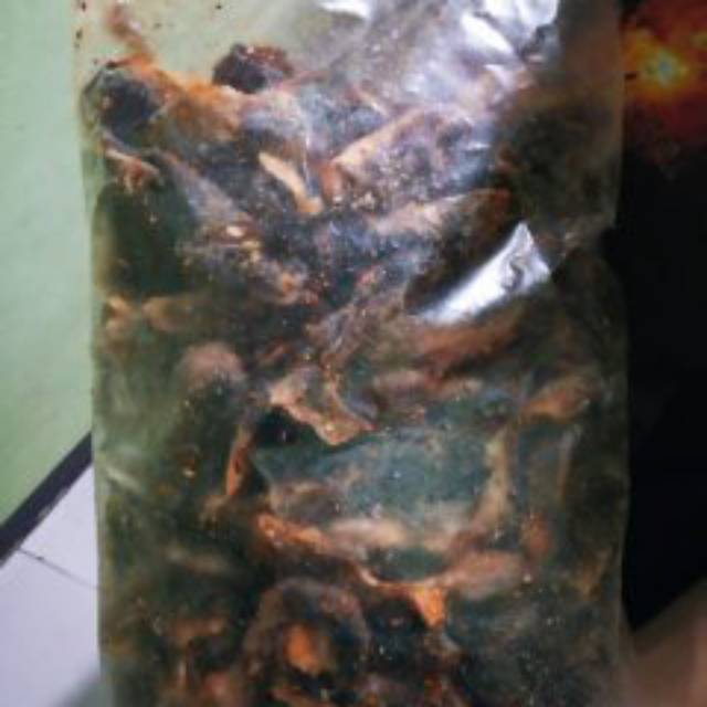KRUPUK KULIT IKAN PATIN MENTAH RASA BALADO