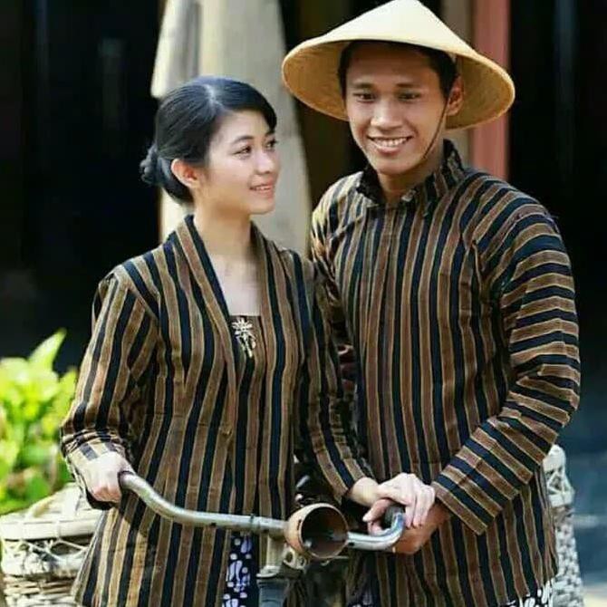 Promo Akhir Tahun Baju Surjan Couple / Lurik Couple Pasangan Pria dan wanita
