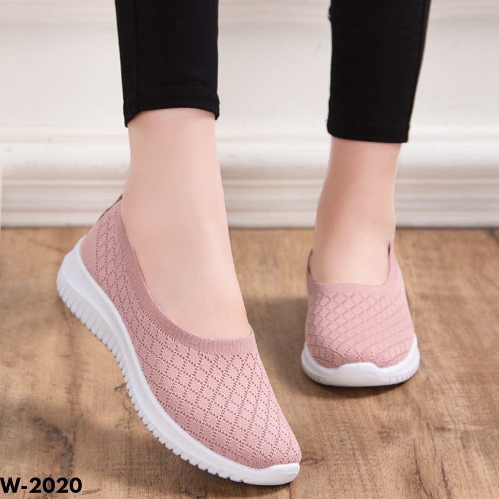 SEPATU SNEAKERS WANITA TANPA TALI IMPORT NYAMAN DIPAKAI ANTI LICIN KUALITAS BAGUS W2020