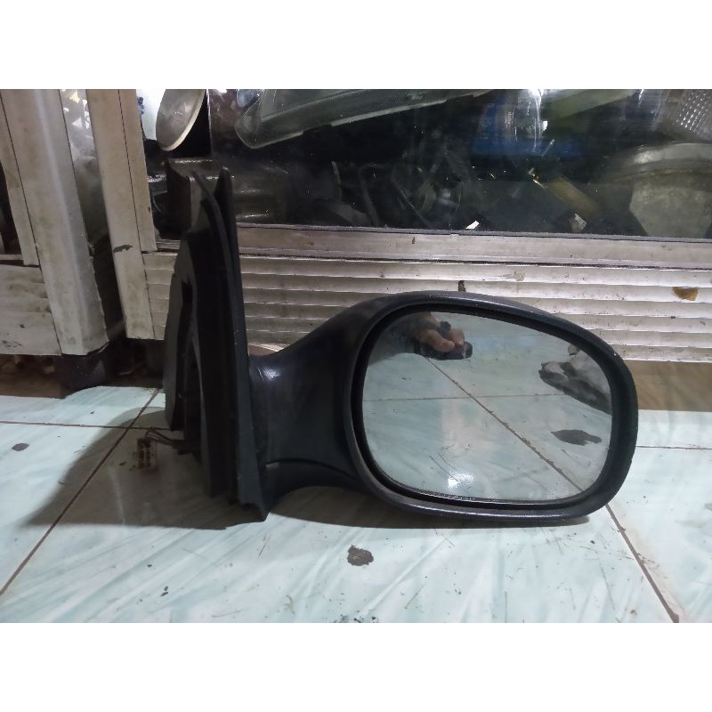 SPION KIA CARNIVAL KANAN ORIGINAL