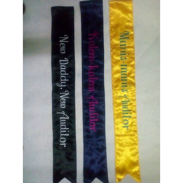 SATU HARI JADI SELEMPANG / SASH WISUDA BAHAN SATIN TANPA LIST