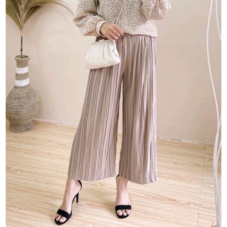 Zaskia 3D pleats pants / kulot plisket 3D