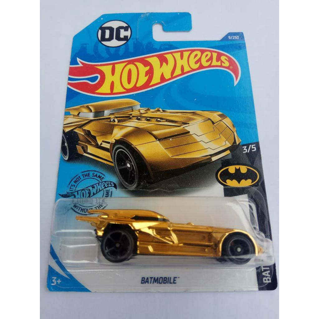 Hot Wheels - Batmobile Gold DC Batman 3 of 5