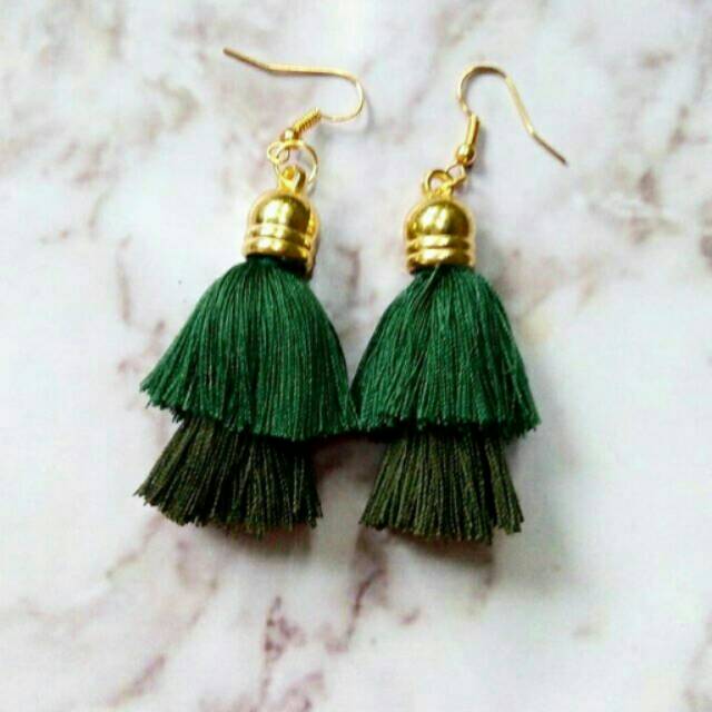 

Double tassel