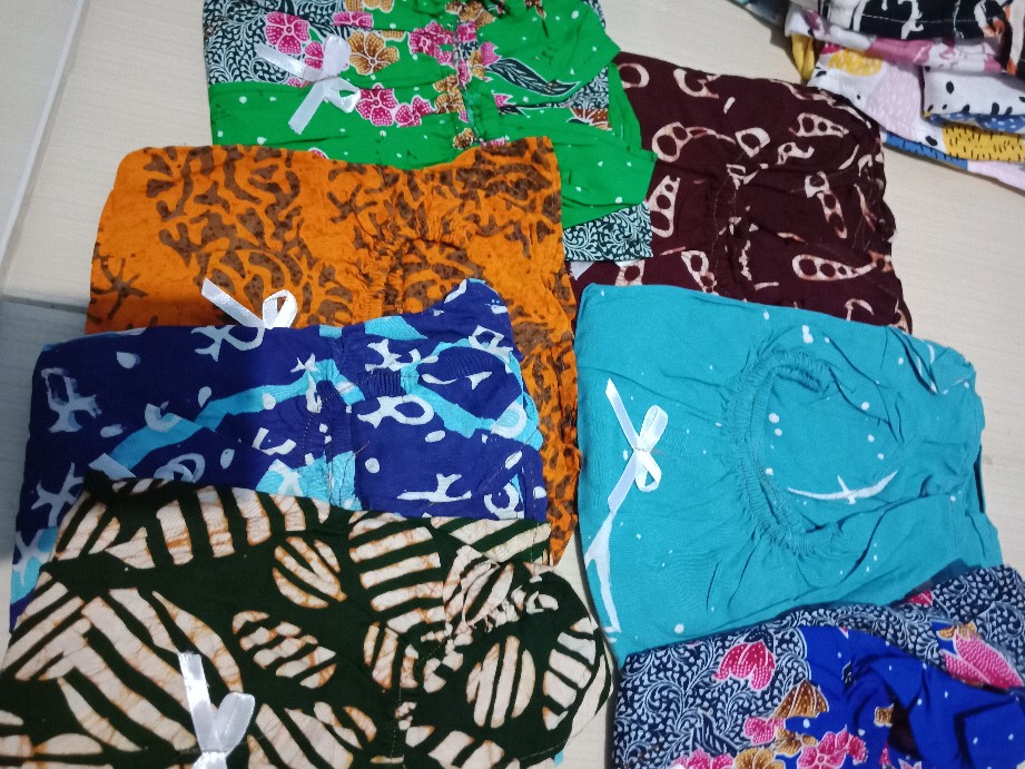 Setelan Anak/baju Tidur/baju Santai/baju Harian Anak/batik Anak/babydoll/stelan Usia 2 - 3,5 Tahun