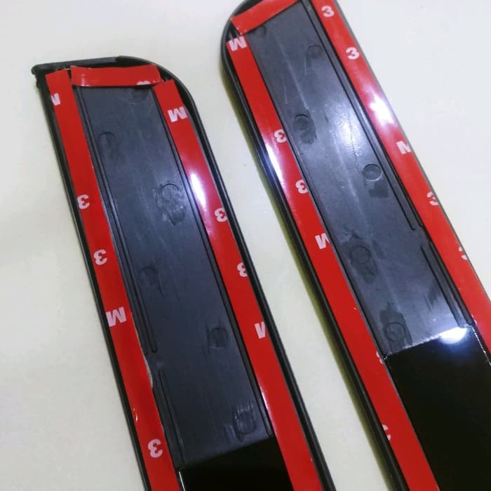 sill plate silplate samping pintu mobil UNIVERSAL toyota honda suzuki daihatsu nissan Mitsubishi LOGO 5PARC0 stenlis tempel