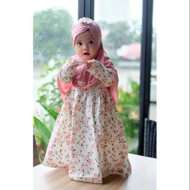  Baju  Muslim  Anak dan Bayi  Perempuan  Aysa Rosemellow Hijab 