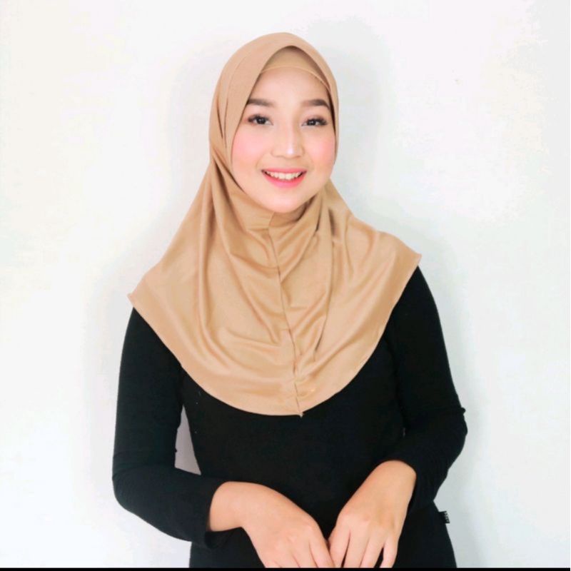 Bergo sport ukuran M / hijab sport menutup dada