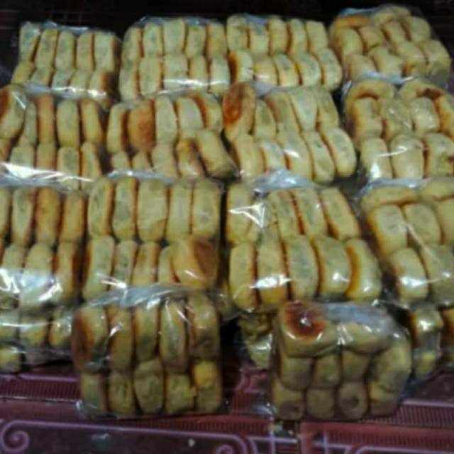 

KUE LATOPIA ANEKA VARIAN RASA RENYAH DAN GURIH