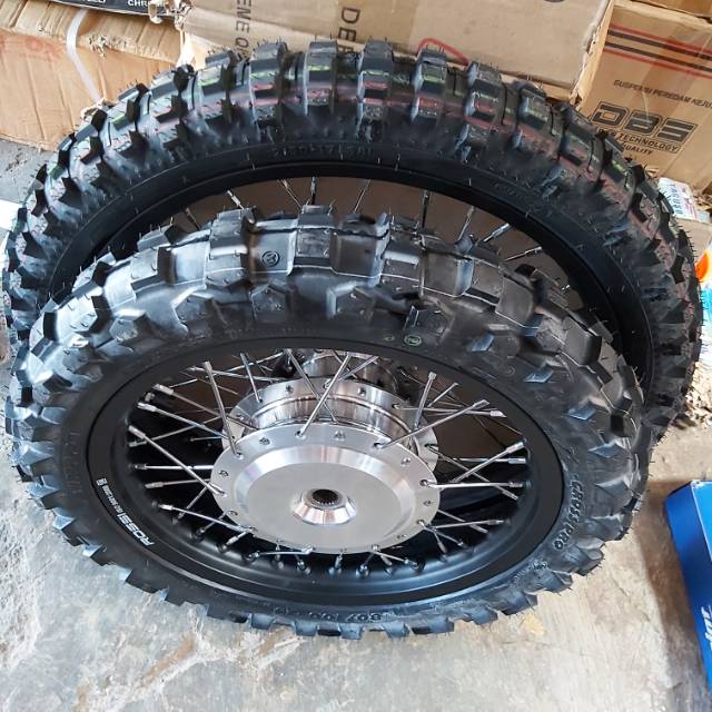 Velg beat street ring 14 dan 17 plus ban baru