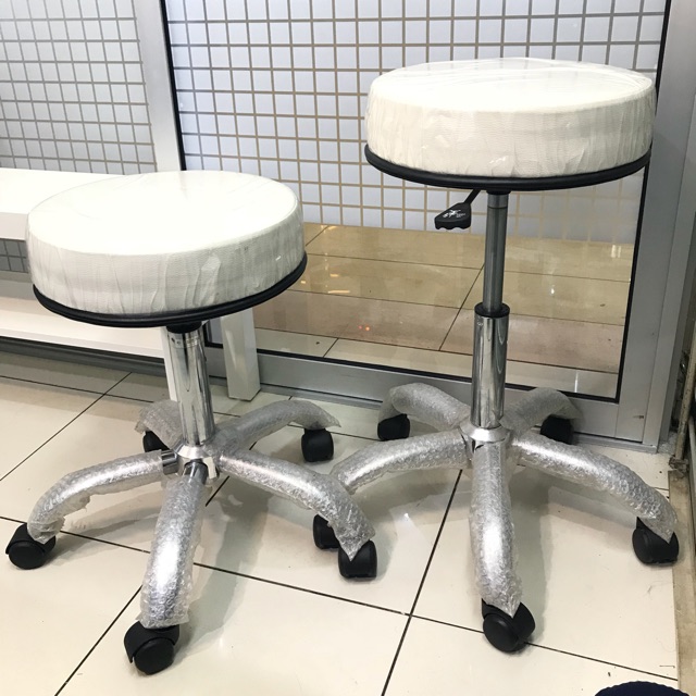 Preloved second bekas kursi bar pegas tinggi hidrolik stool gas per salon informa putih roda empuk