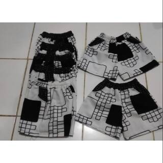 Celana pendek anak bahan katun jepang twill saku depan Celana pendek anak bahan katun jepang twill saku depan