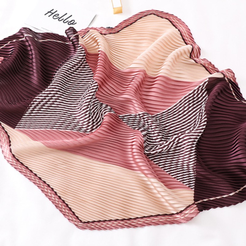 &quot;Merry&quot; 70x70 cm Pleated Pleats Diagonal Scarf, Scarf Leher, Scarf Tas, High Grade Silk Immitation