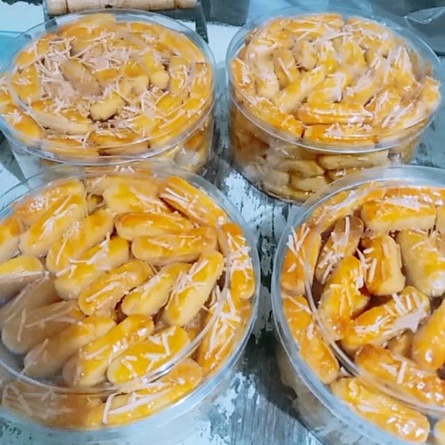 

Kue kering kastange
