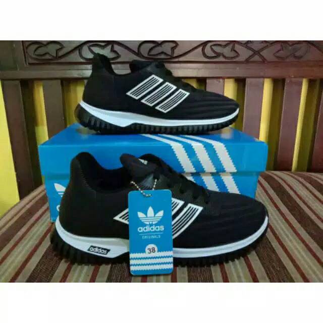 SEPATU ADIDAS SOLAR DRIVE TERBARU