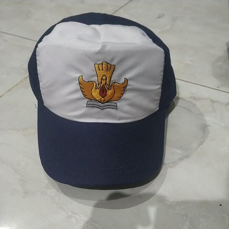TOPI SMP PET PENDEK