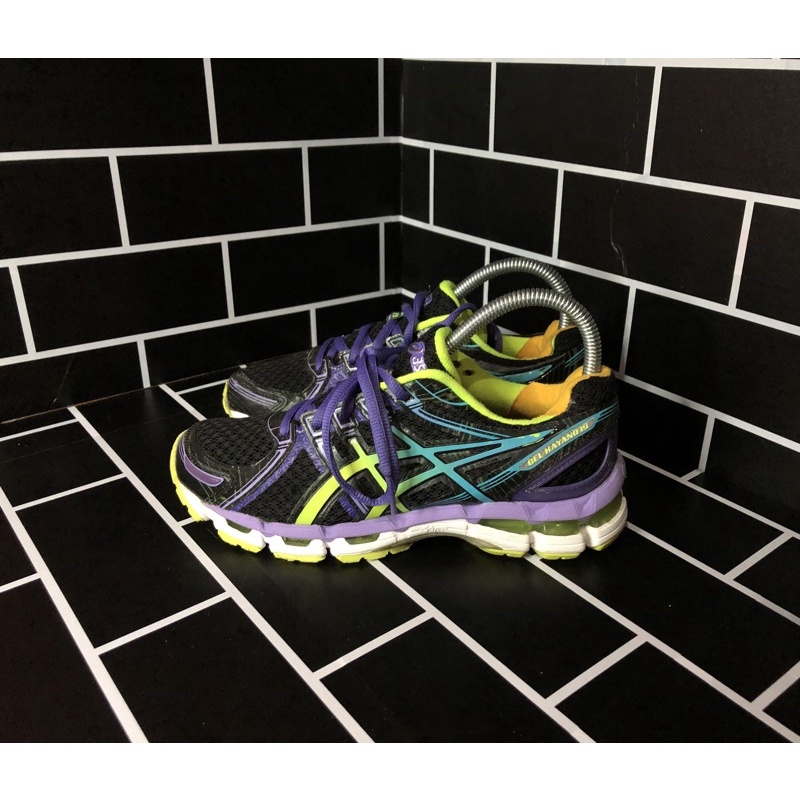 ASICS SIZE 37,5 SEPATU VOLI SEPATU BEKAS SEPATU SECOND SEPATU MURAH SEPATU MULUS SEAPATU BASKET SEPA