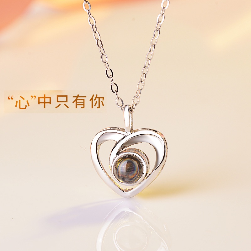[Ready Stock]Fashion Love Silver Plated Jeweled Pendant Simple Necklace