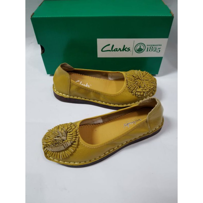 Clarks Bunga Matahari KD889 / Sepatu Clarks Flat leather